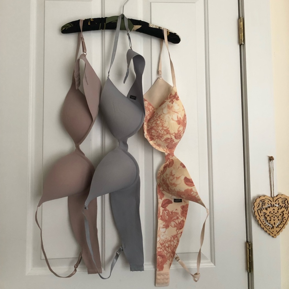 3 Pack 38C Vince Camuto bras